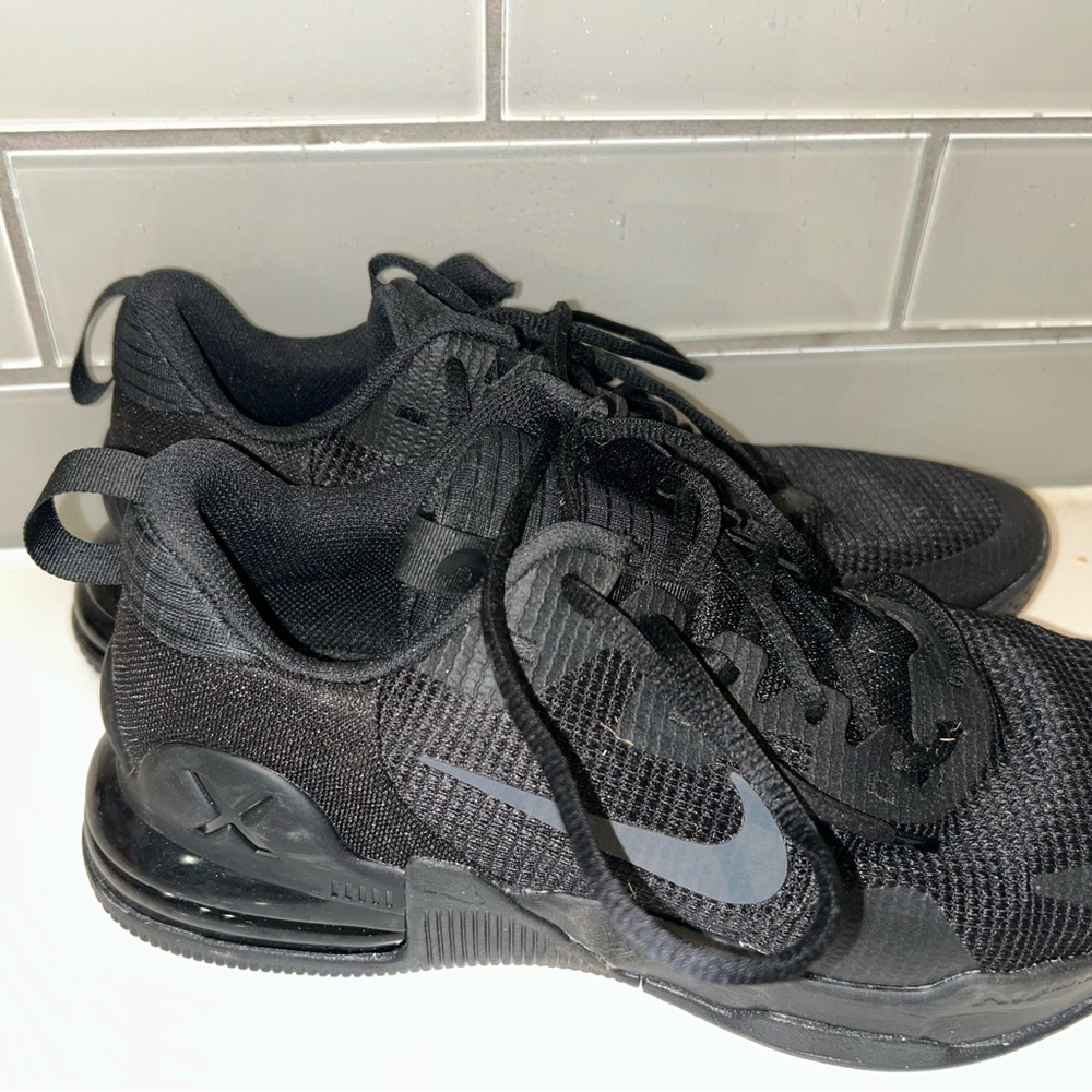Nike Air Max Alpha Trainer 5 Low Black